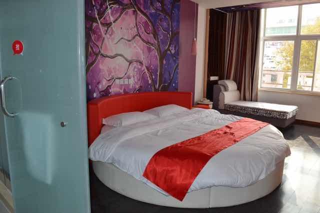 Thank Inn Chain Hotel Zibo Road 둥잉 외부 사진