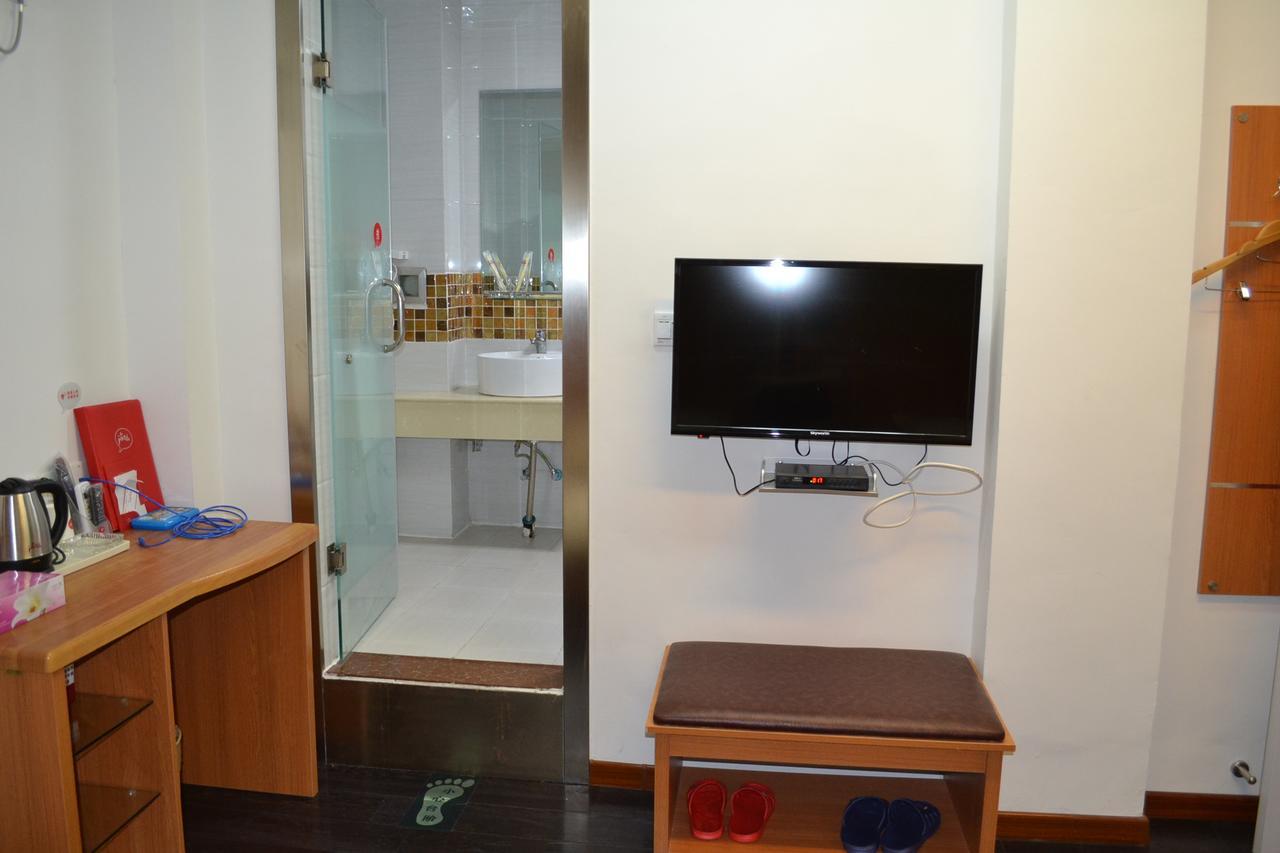 Thank Inn Chain Hotel Zibo Road 둥잉 외부 사진